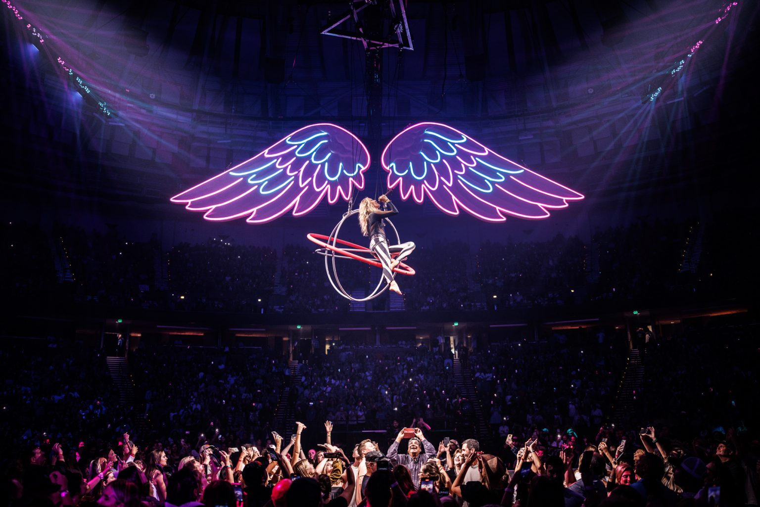 QolorFLEX NuNeon in wings at Carrie Underwood Tour